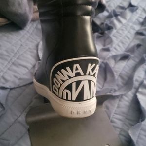 Women platform tennis